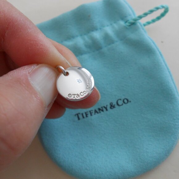 Tiffany & Co. Letter "B" Notes Alphabet Initial Disc Pendant - Picture 6 of 7